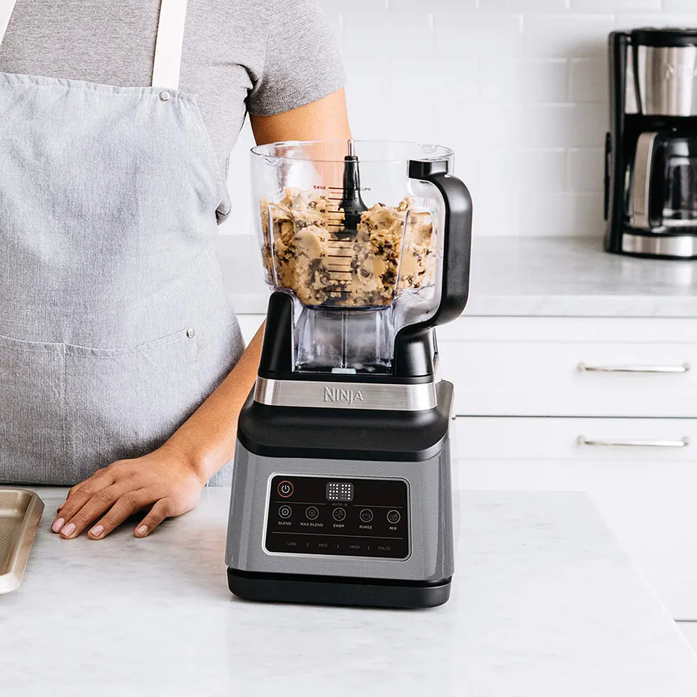 Ninja 3-in-1 Küchenmaschine mit Auto-iQ BN800CH