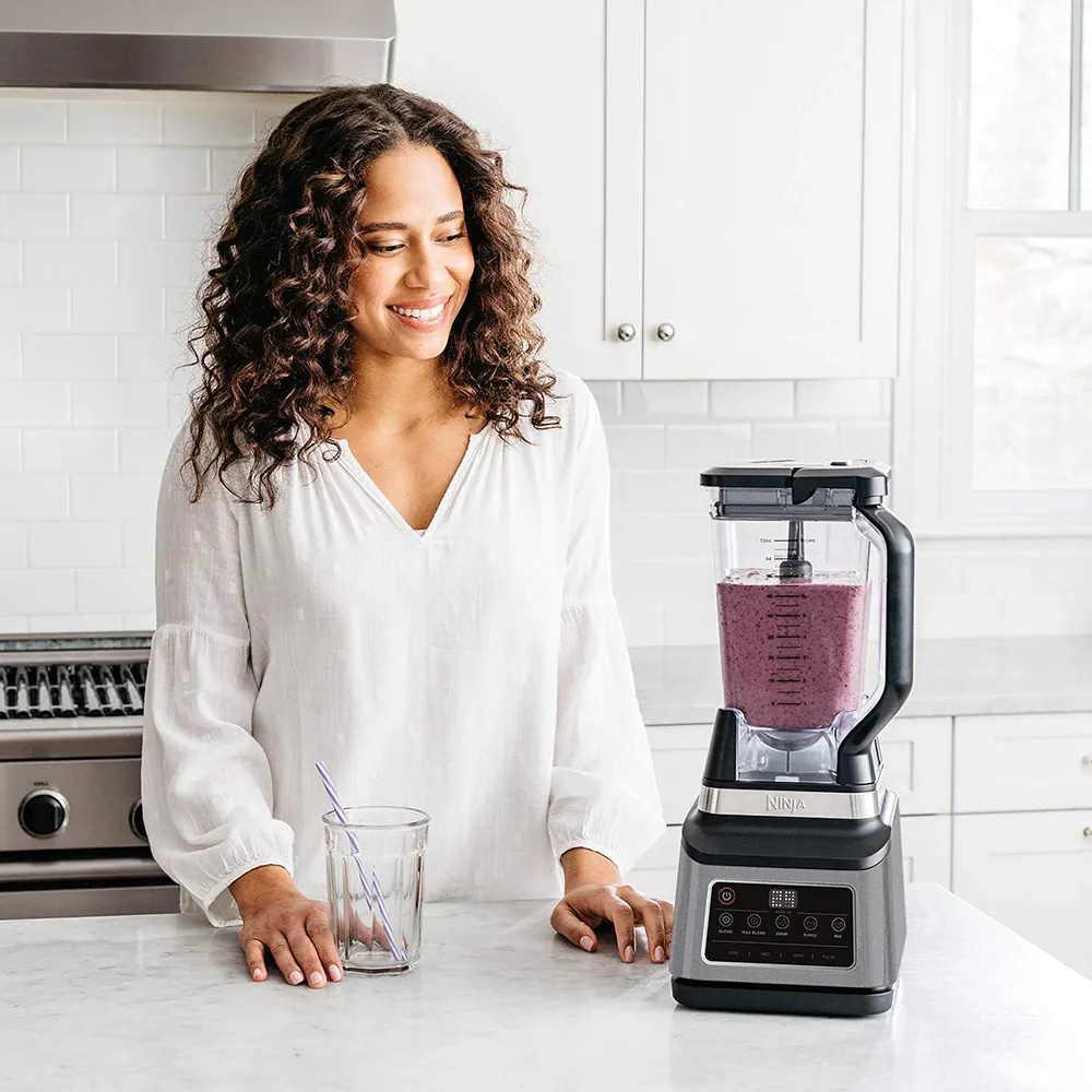 Ninja 3-in-1 Küchenmaschine mit Auto-iQ BN800CH